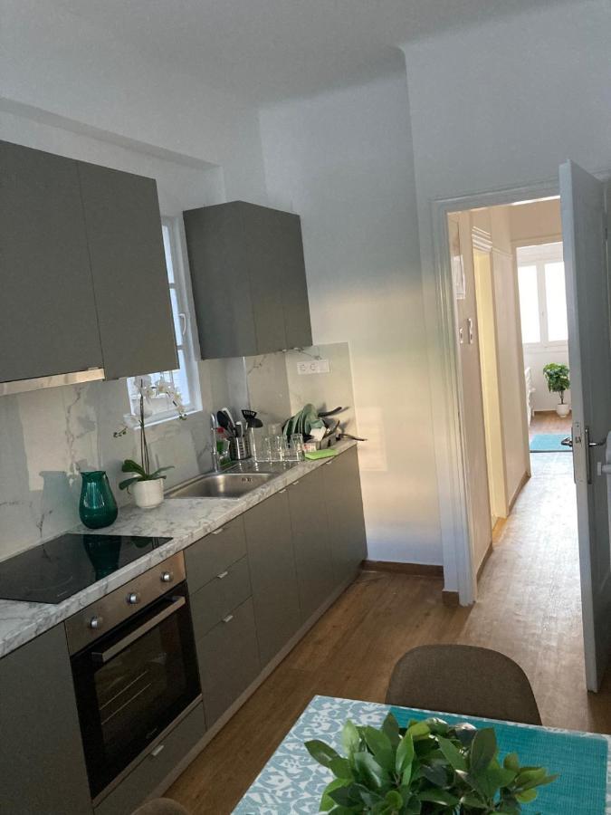 Great Apartment With Terrace In Central Athene Buitenkant foto