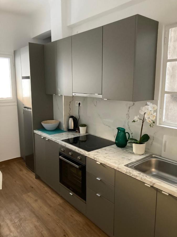 Great Apartment With Terrace In Central Athene Buitenkant foto